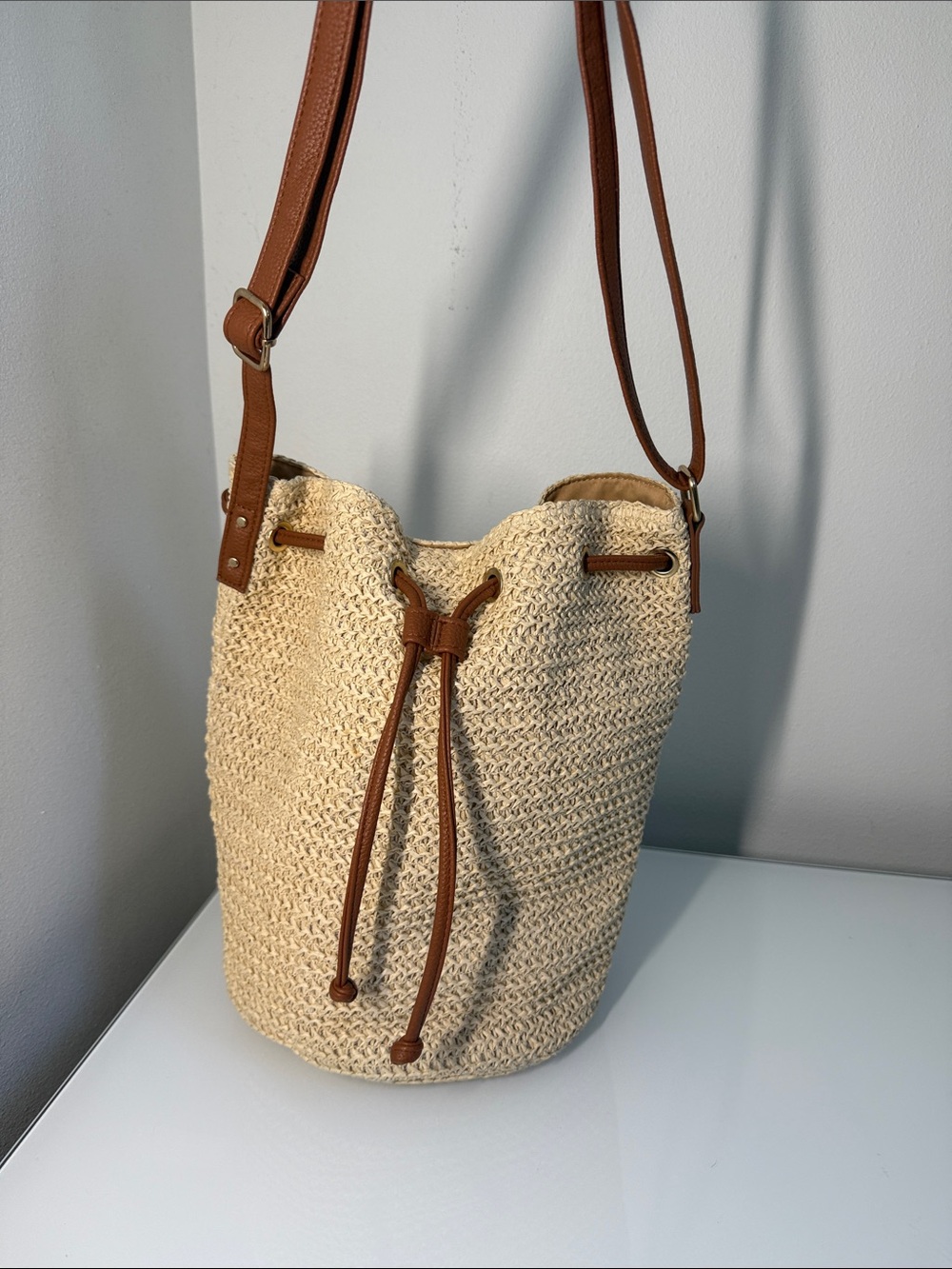 Montce Swim Ali Bucket Bag Cream Straw Brown Leather Boho Crossbody - Picture 6 of 10